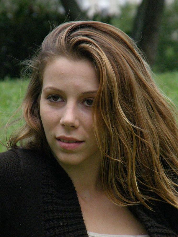 Alexandra Neil
