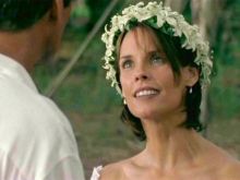 Alexandra Paul