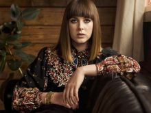 Alexandra Roach