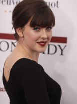 Alexandra Roach