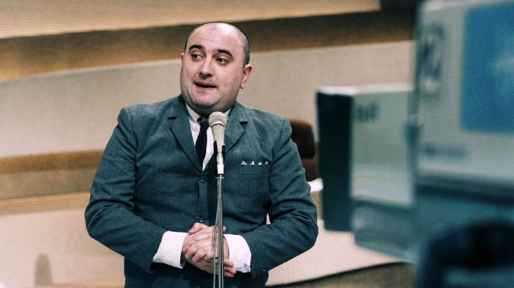 Alexei Sayle