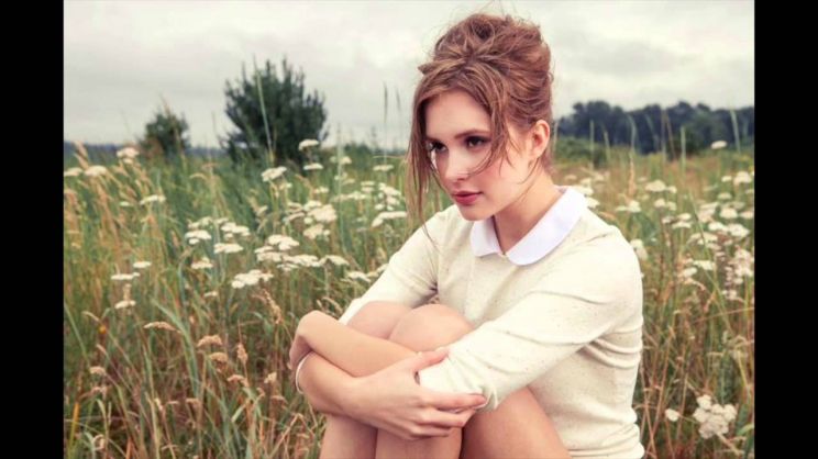 Alexia Fast