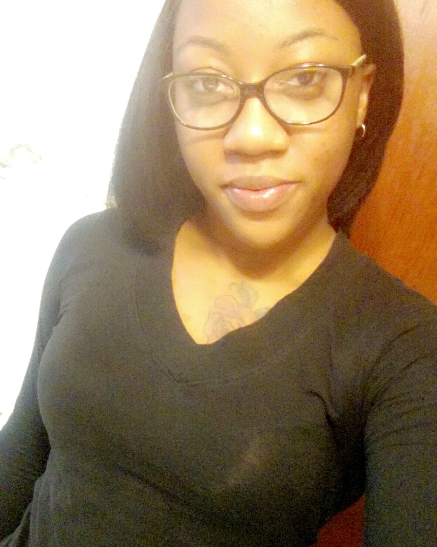 Pictures of Alexis Adams