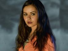 Alexis Dziena photo