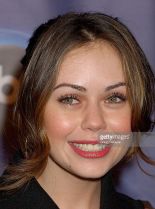Alexis Dziena photo