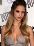 Alexis Knapp