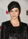 Alexis Knapp