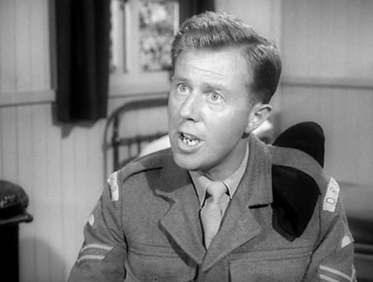Alfie Bass