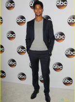 Alfred Enoch photo