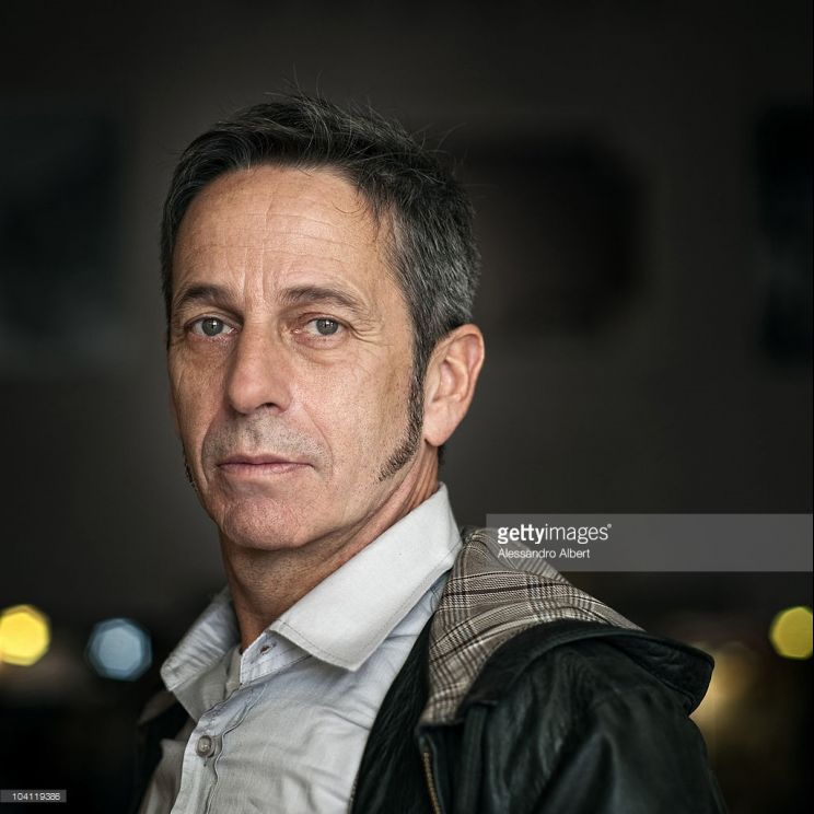 Alfredo Castro