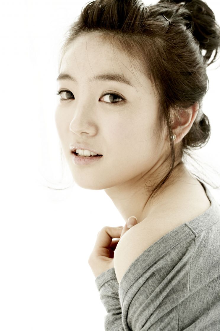 Ali Ahn