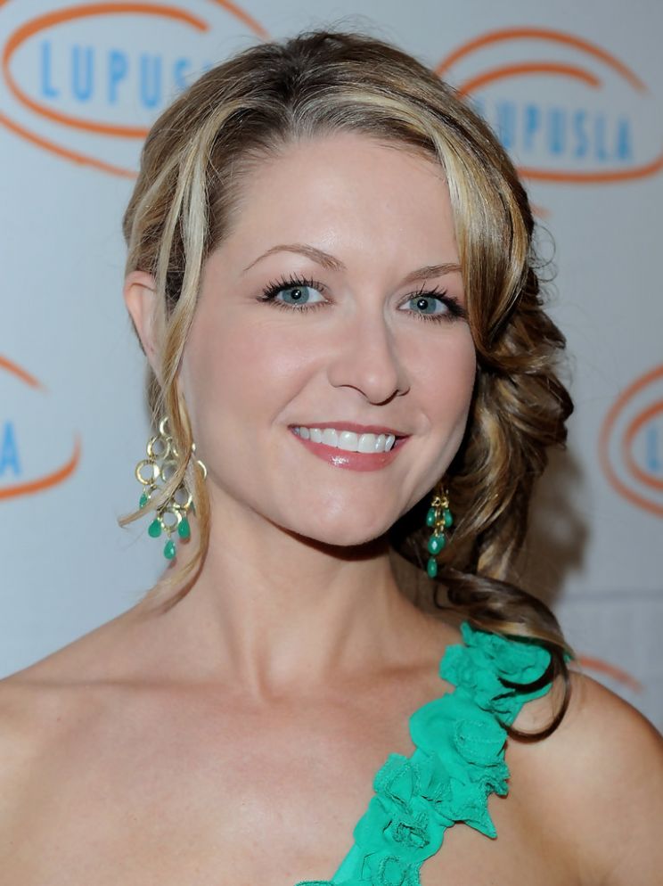Ali Hillis