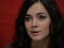 Alice Braga