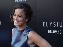 Alice Braga