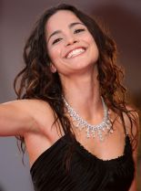 Alice Braga photo