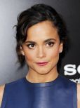 Alice Braga