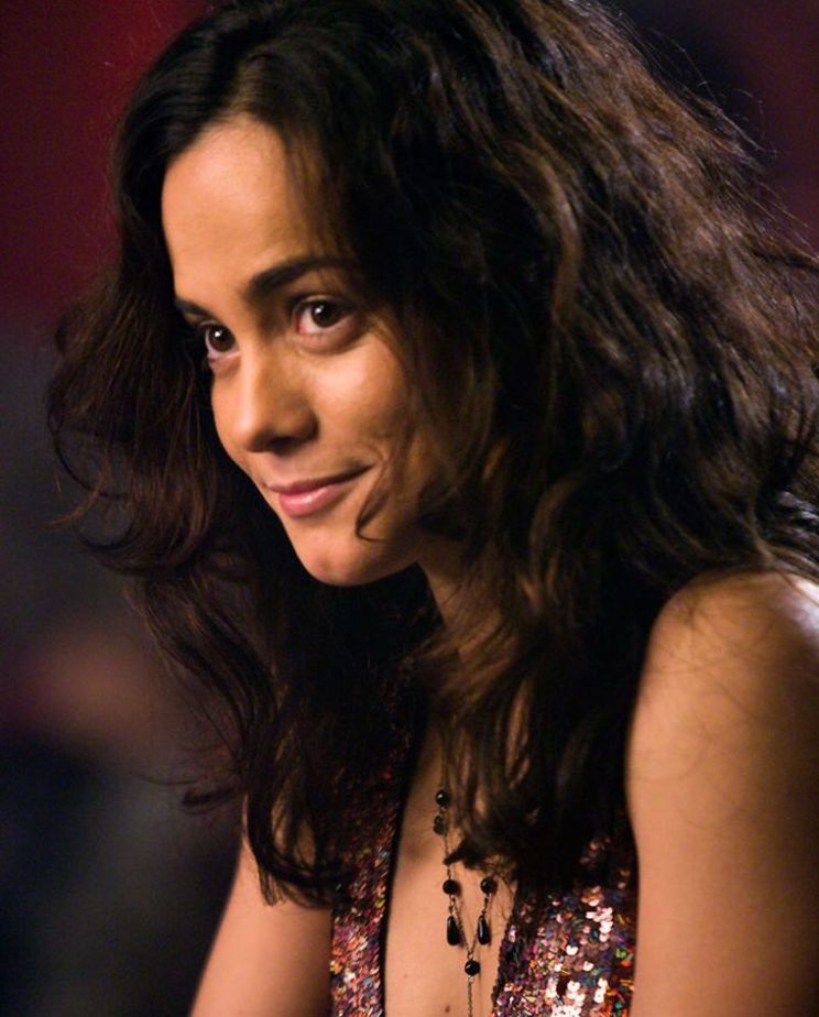 Alice Braga