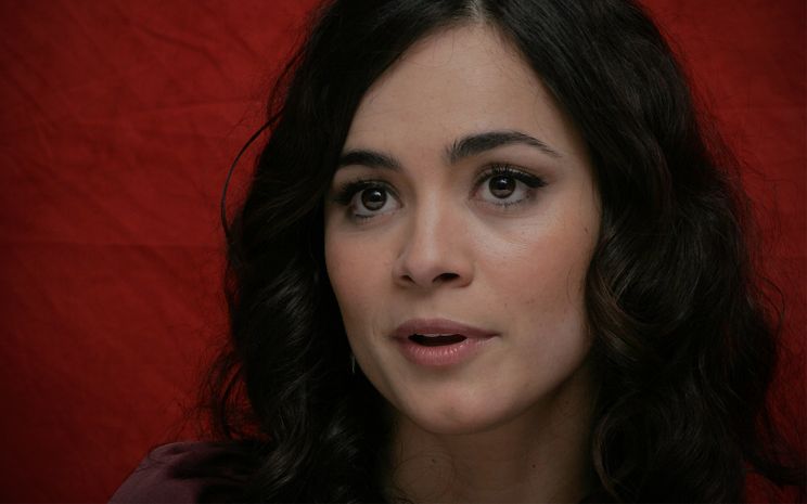 Alice Braga