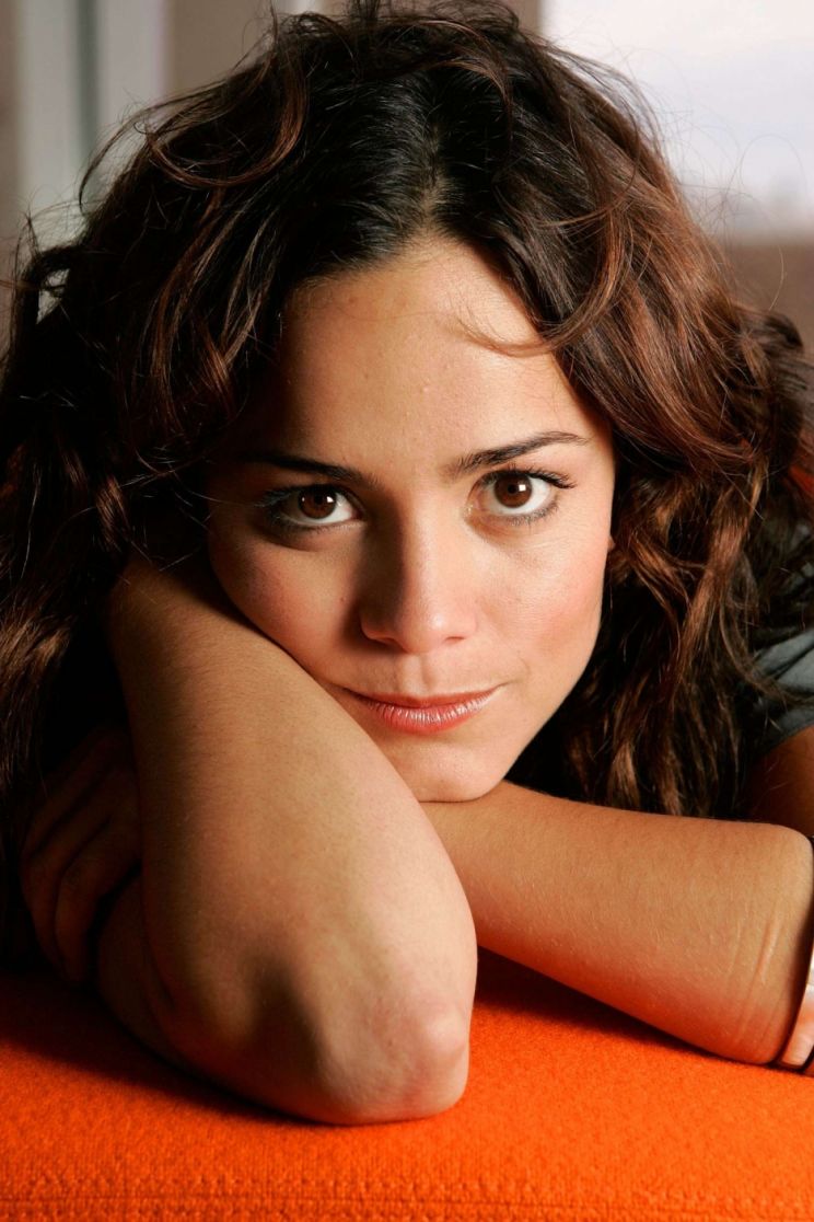 Alice Braga