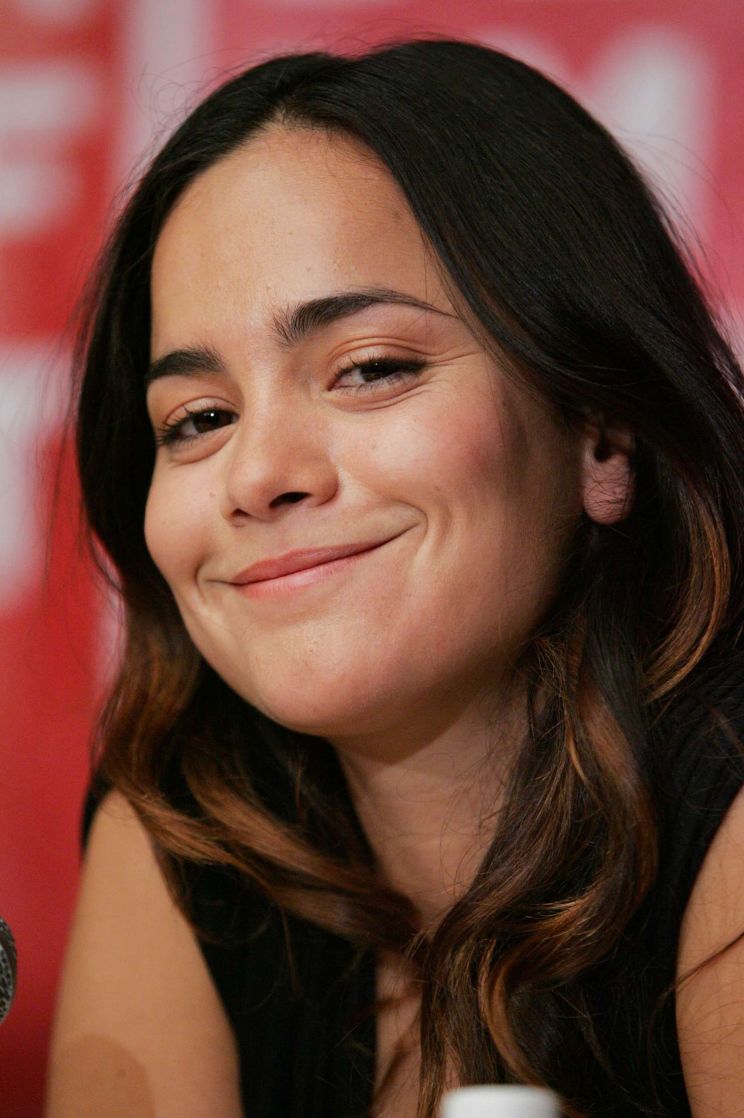 Alice Braga