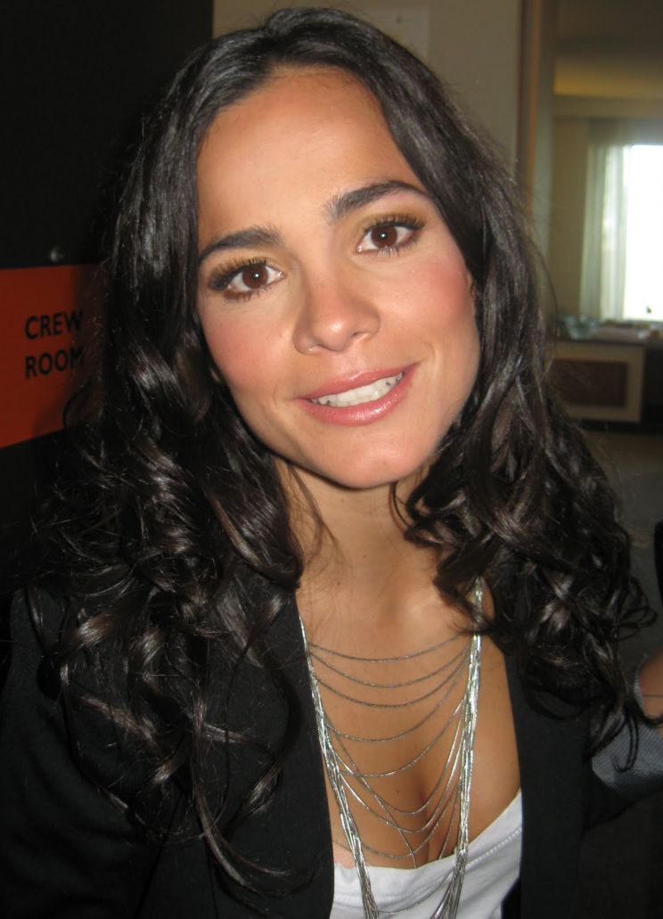 Alice Braga