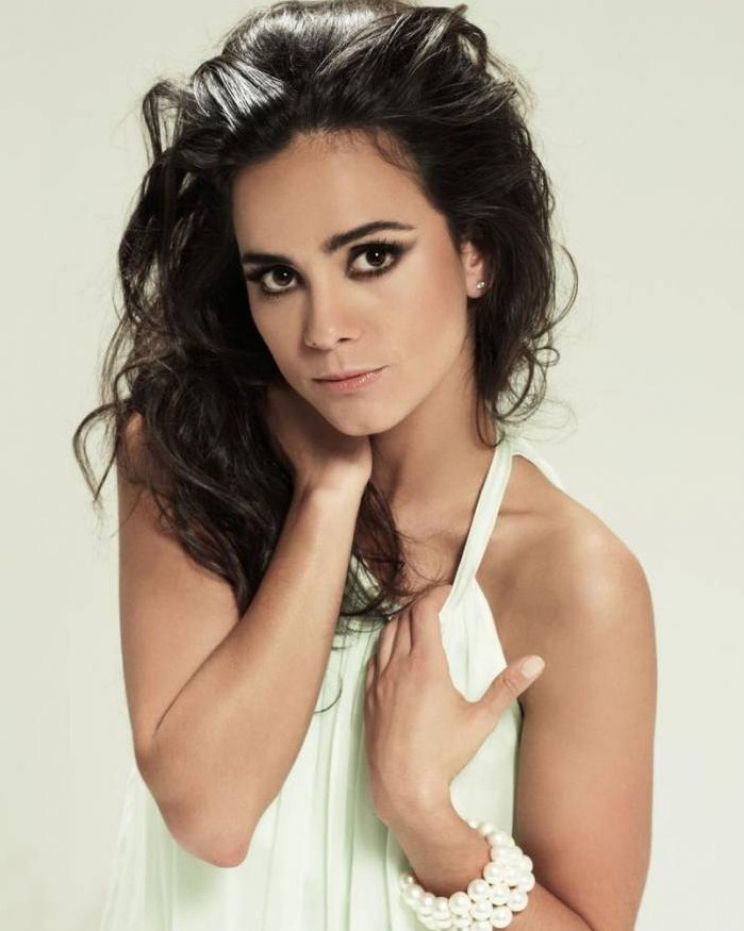 Alice Braga