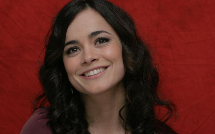 Alice Braga