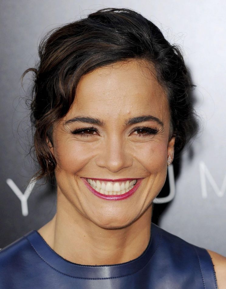 Alice Braga