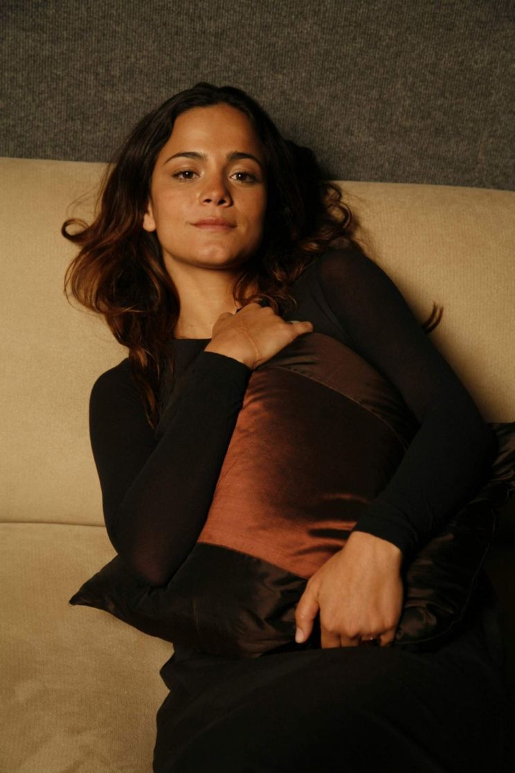 Alice Braga