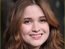 Alice Englert