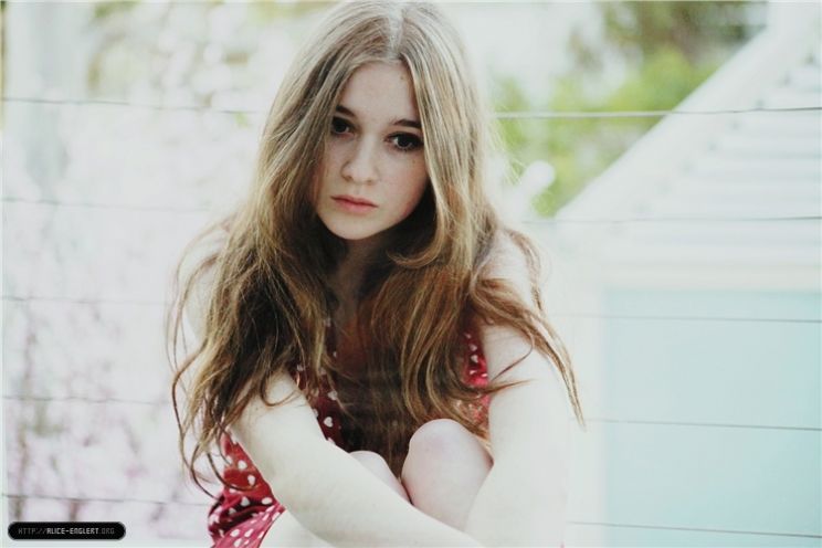 Alice Englert