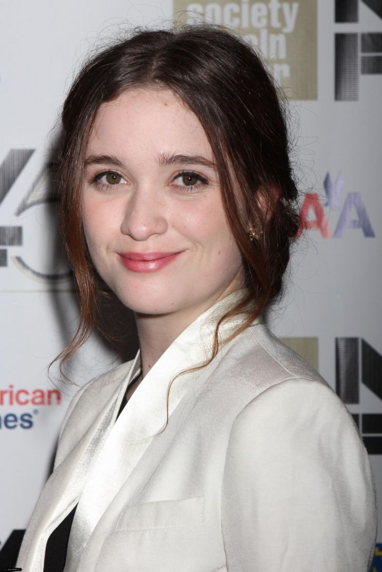 Alice Englert