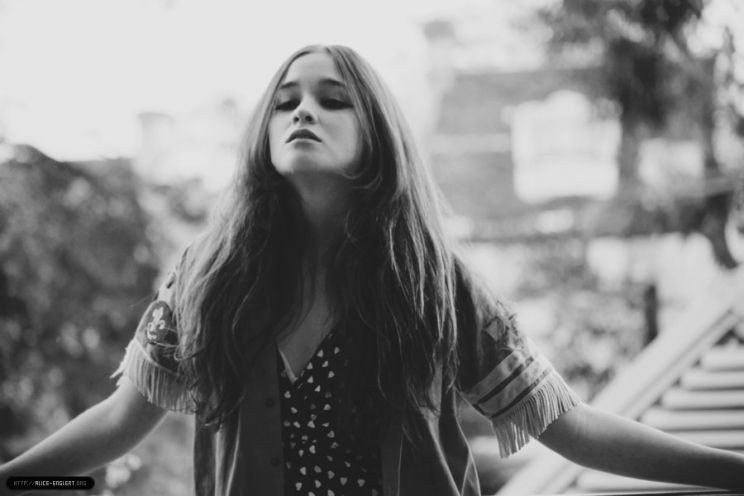 Alice Englert