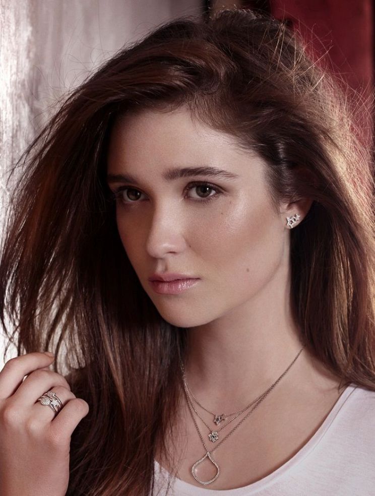 Alice Englert