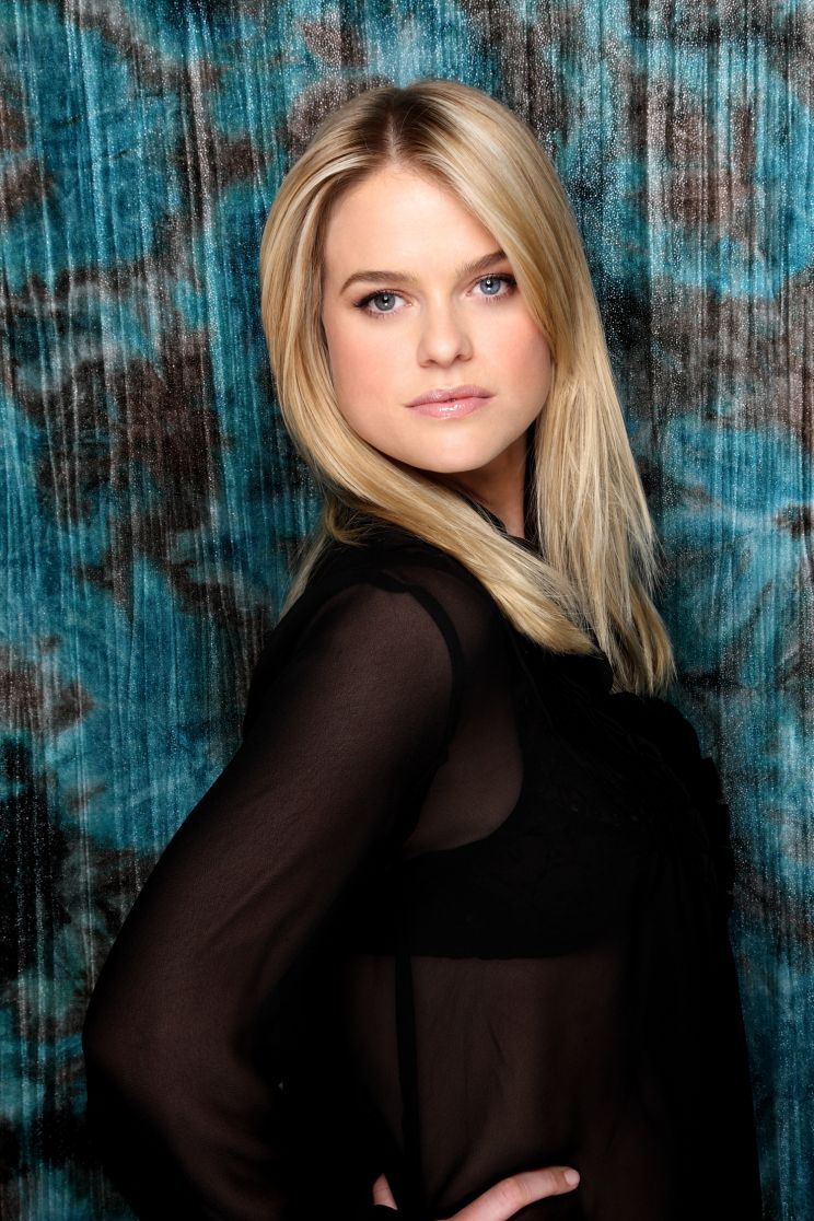 Alice Eve
