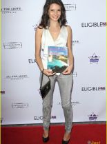 Alice Greczyn photo