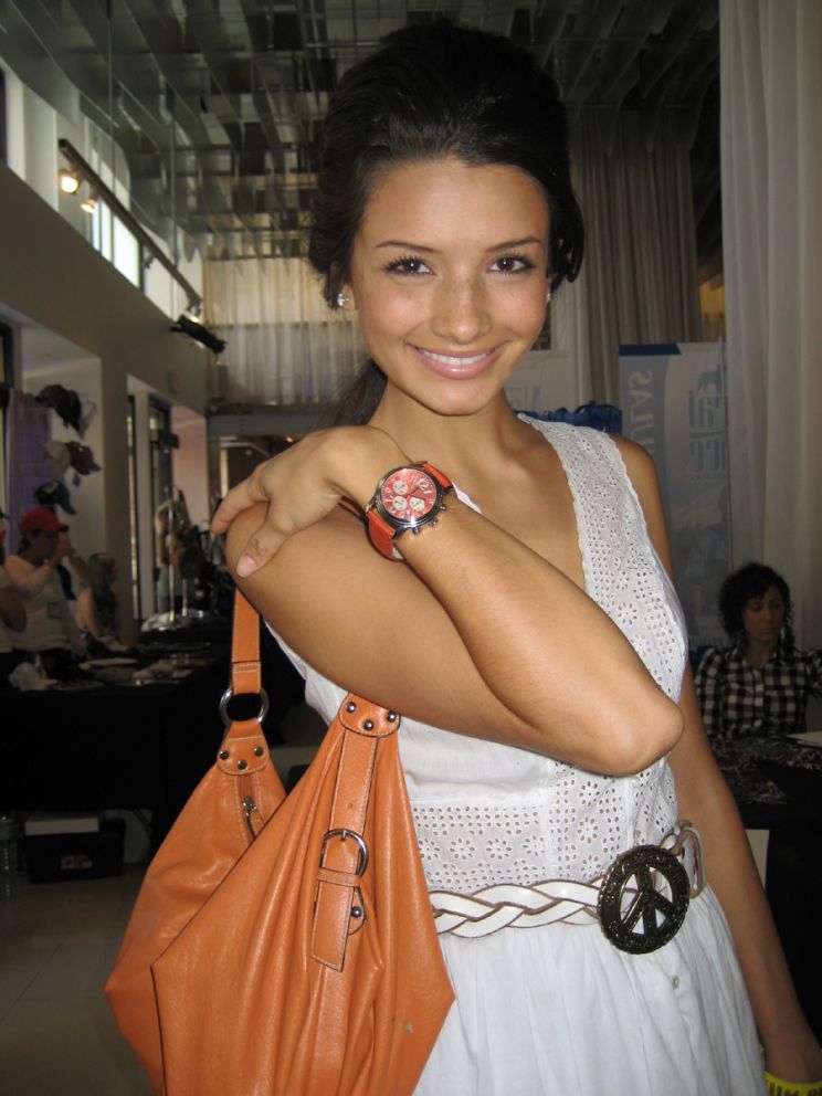 Alice Greczyn