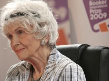 Alice Munro