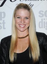 Alicia Leigh Willis photo