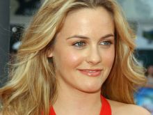 Alicia Silverstone