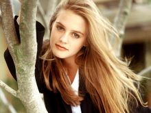 Alicia Silverstone