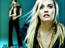 Alicia Silverstone #42774 picture (Landscape Medium)