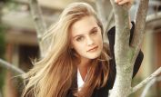 Alicia Silverstone