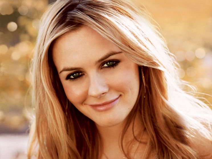 Alicia Silverstone