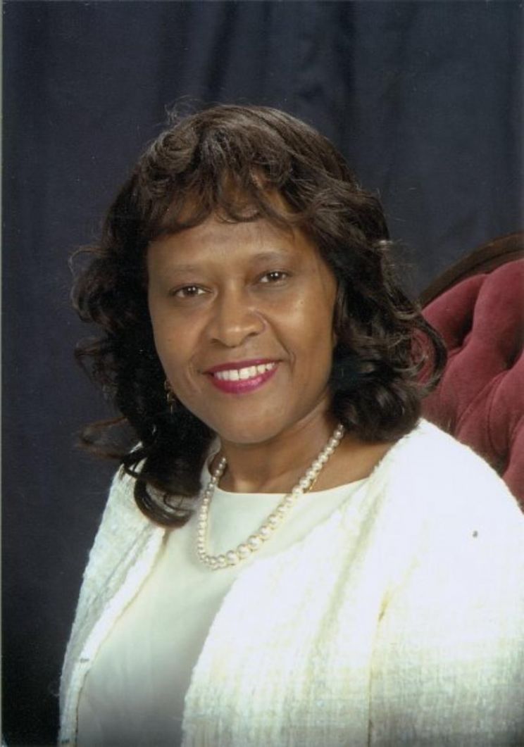 Alicia Turner