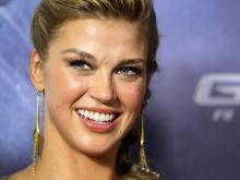 Alicia Vela-Bailey #234367 picture (Landscape Medium)