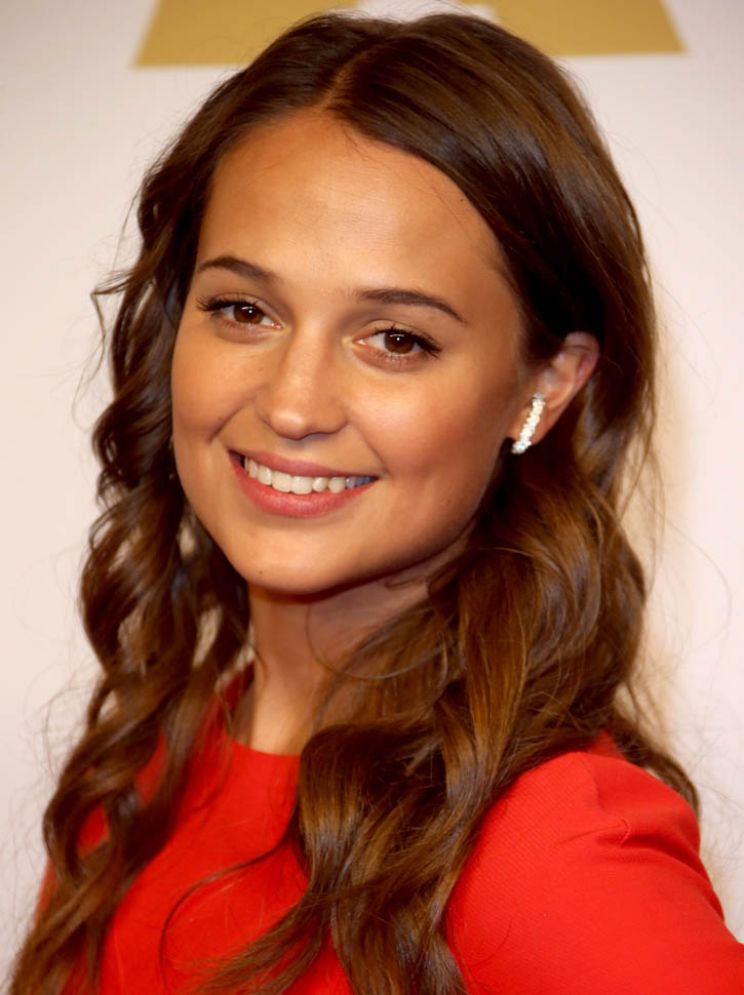 Alicia Vikander