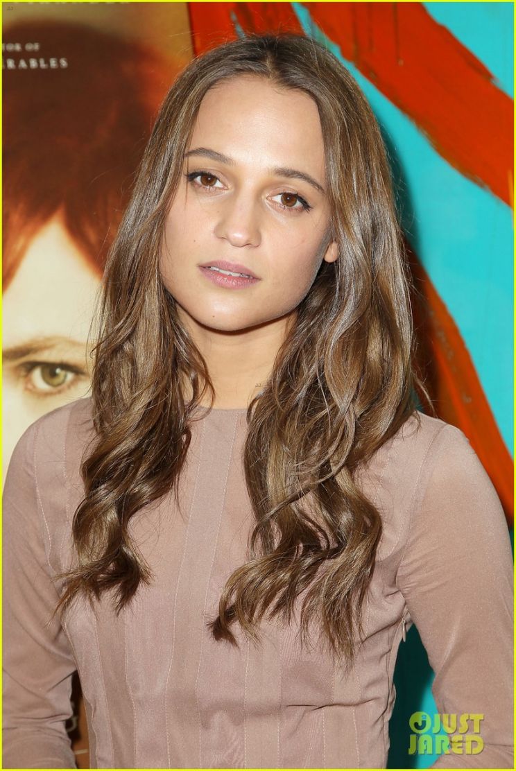 Alicia Vikander