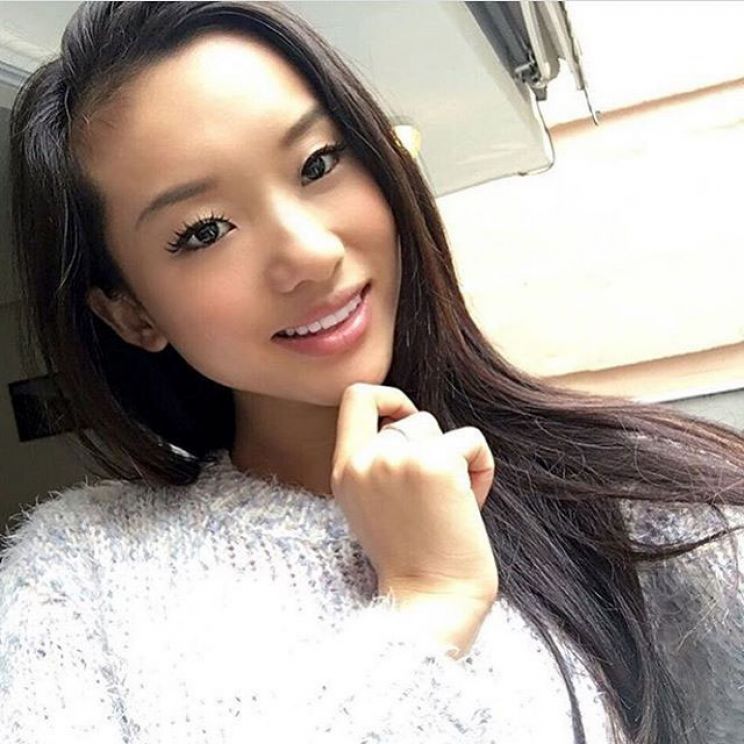 Alina Li