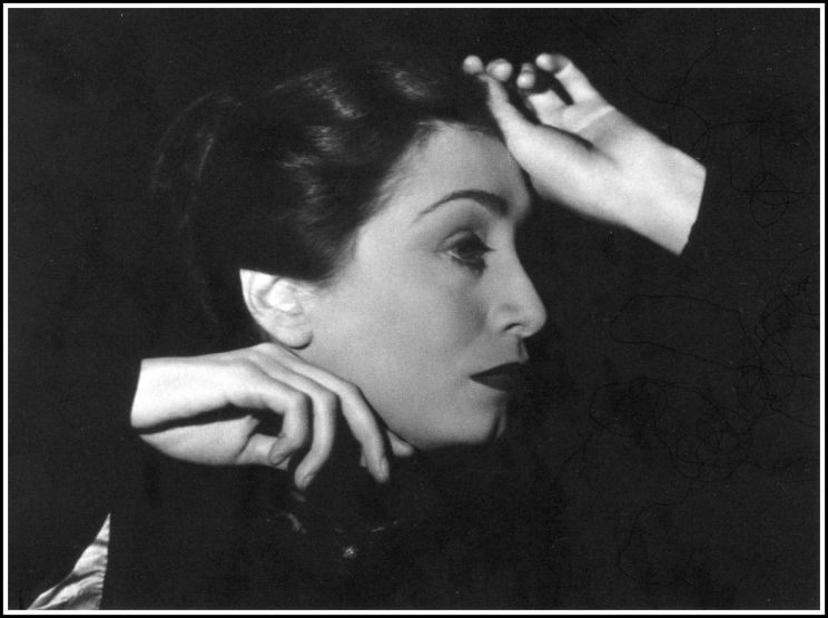 Aline MacMahon
